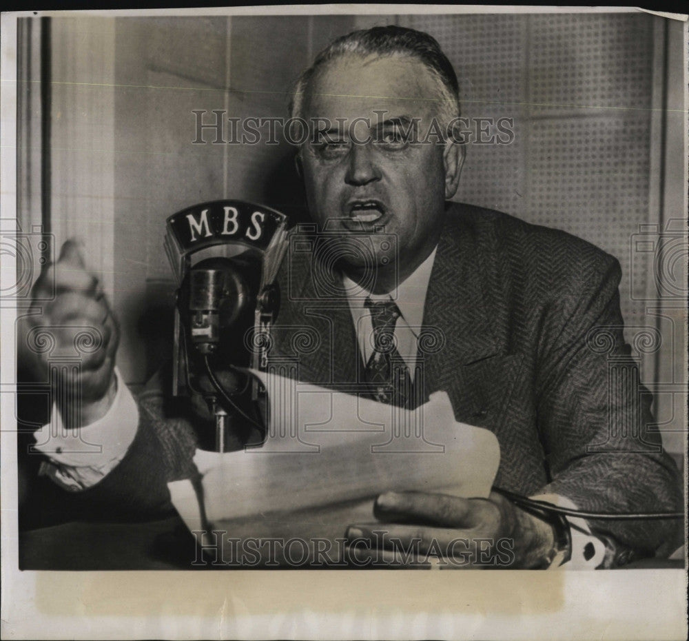 1951 Press Photo Kenneth Wherry Makes Speech on Radio - Historic Images