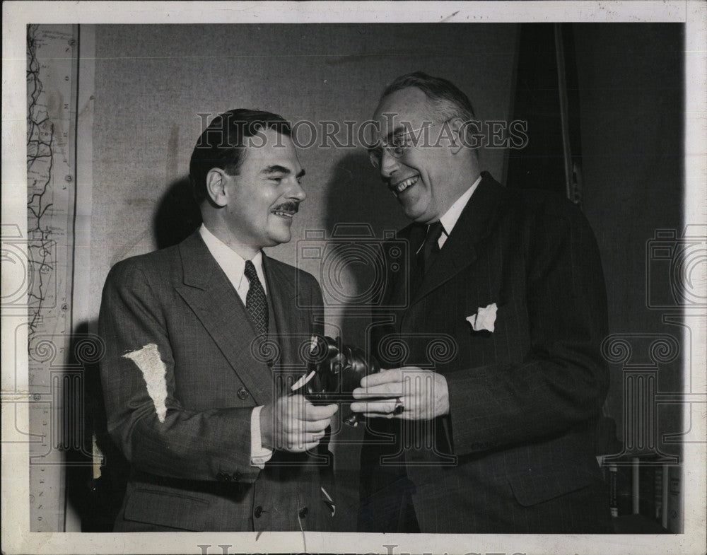 1944 Press Photo Gov. William Wills, Thomas Dewey of Vermont - Historic Images