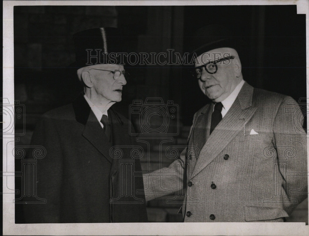 1950 Press Photo Mayor Malcolm Nichols &amp; ex mayor Daniel Whelton of Boston - Historic Images