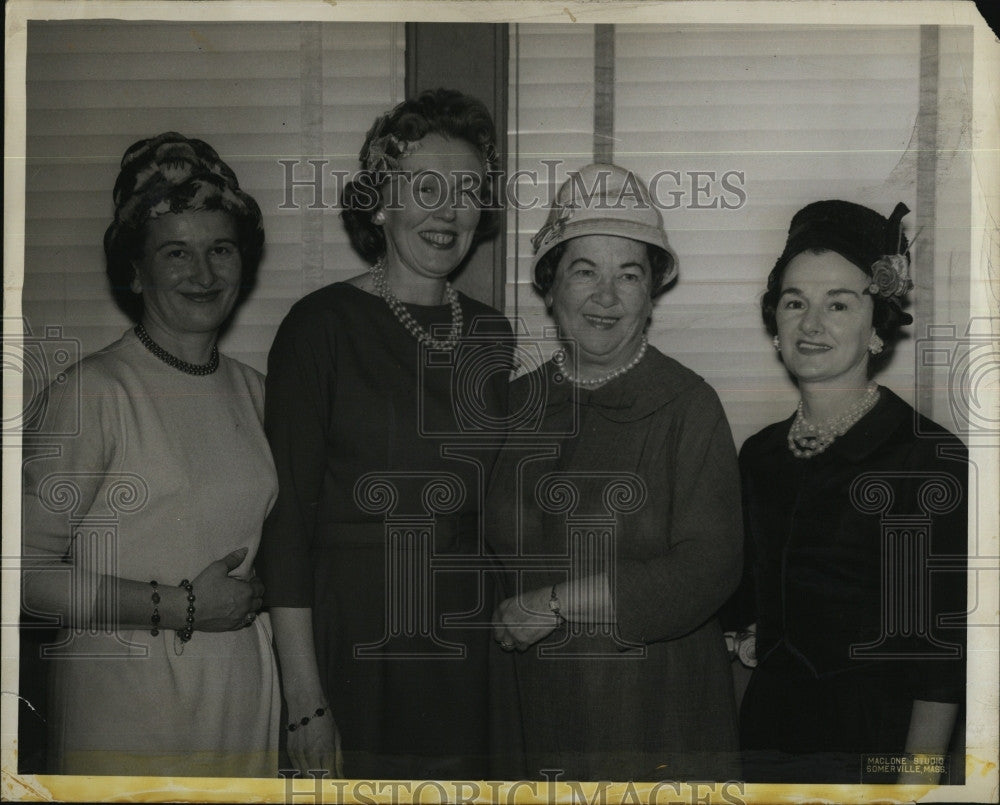 1961 Press Photo Somerville Hosp Ladies Willwerth,Matheson,Quigley & Blake - Historic Images