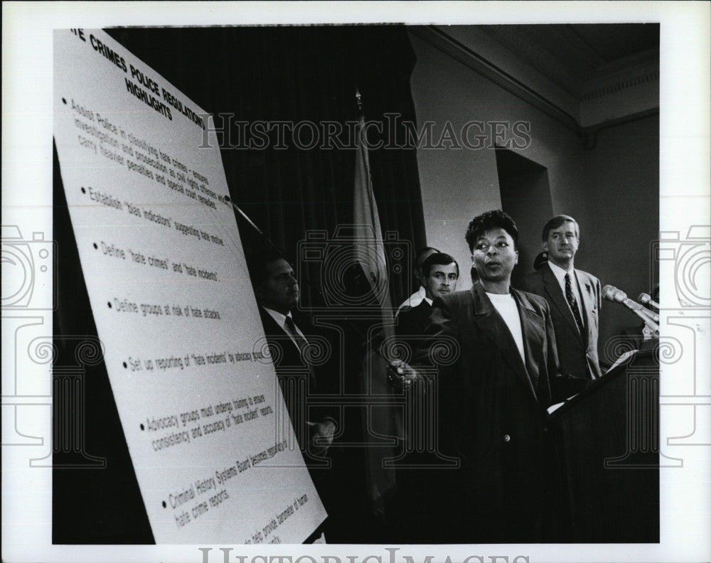 1991 Press Photo Priscillia Douglas 7 Cellucci &amp; Weld in Mass - Historic Images