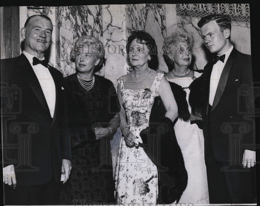 1962 Press Photo JC Dowd Esther McCafferty Mrs Dowd Mrs John Ryan Michael Dowd - Historic Images