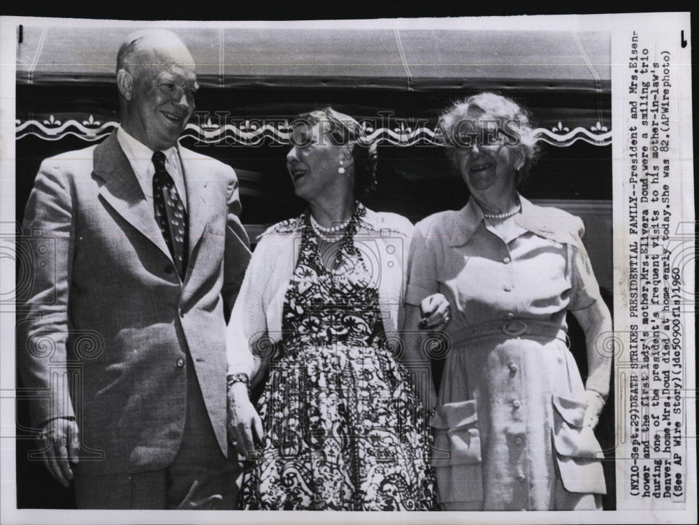 1960 Press Photo President and Mrs. Eisenhower with Mrs. Elvira Doud at home - Historic Images