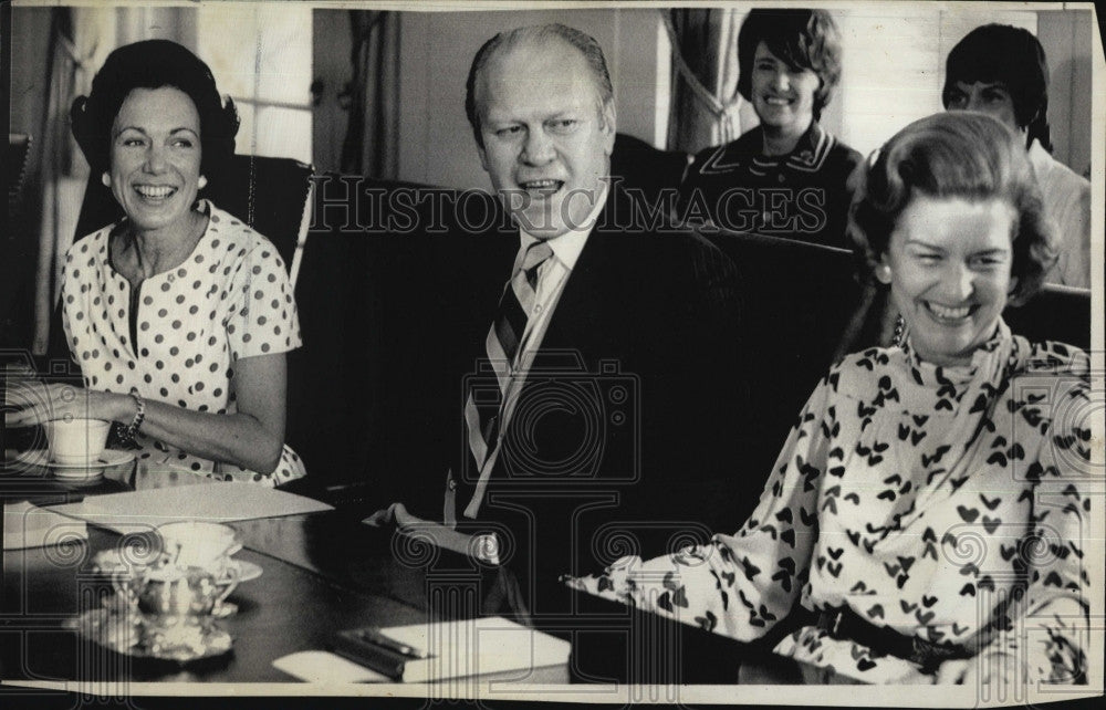 1974 Press Photo President Ford, Mrs. Ford - Historic Images