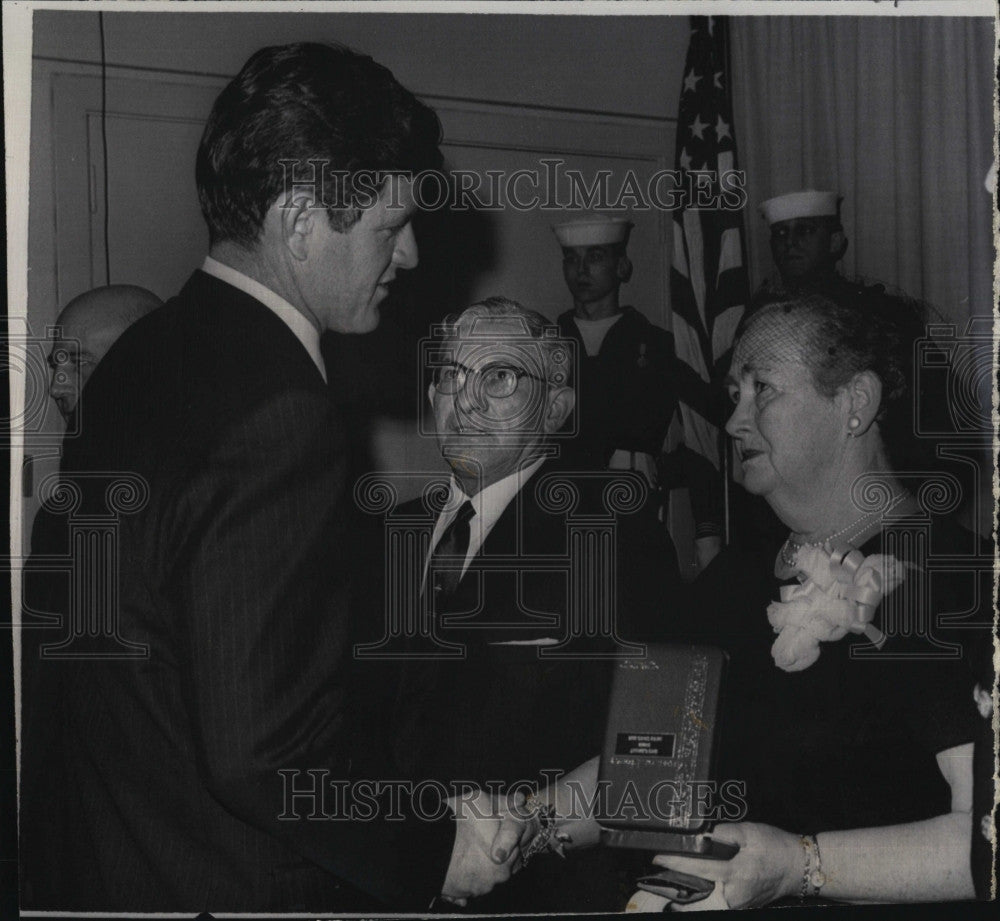 1968 Press Photo Sen. Edward Kennedy - Historic Images