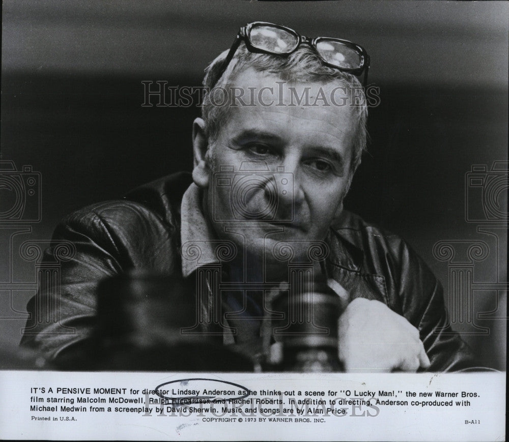 1973 Press Photo Director Lindsay Anderson on &quot;O Lucky Man!&quot; Film Set - Historic Images