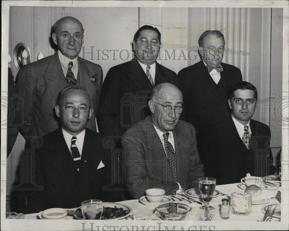 1957 Press Photo Guests at Dinner Celebrating Harvard Bridge Re-Opening Boston - Historic Images