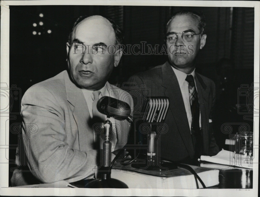 1954 Press Photo Max Woodner with his Atty.Robert H. Winn at Senate. - Historic Images