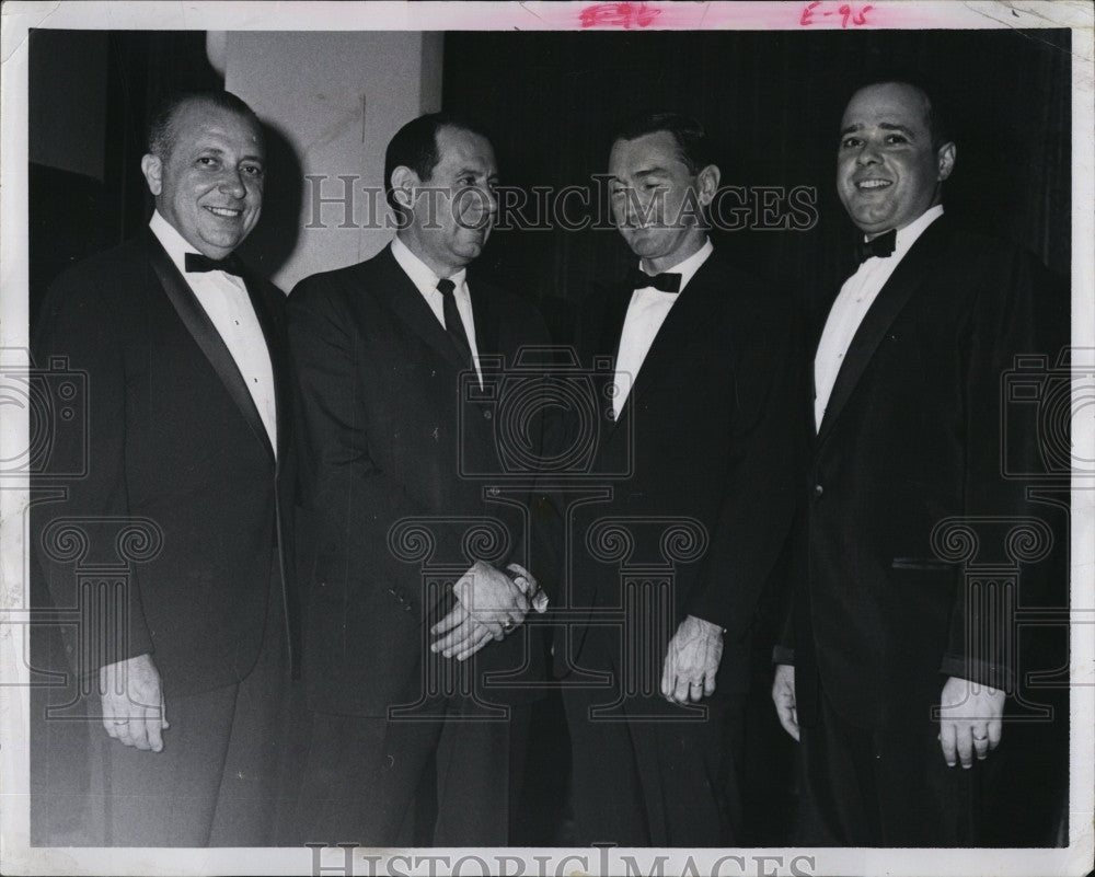 1969 Press Photo Public Accountants Rocco Antonelli & Kenneth O'Donnell - Historic Images