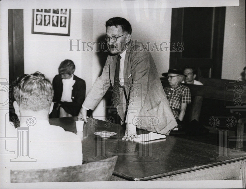 1955 Press Photo Neal B DeWood, former prof at Smith College - Historic Images