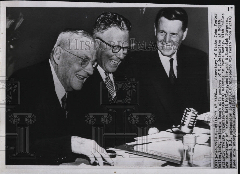 1958 Press Photo Secretary State John Foster Dulles NATO Meeting Paris - Historic Images