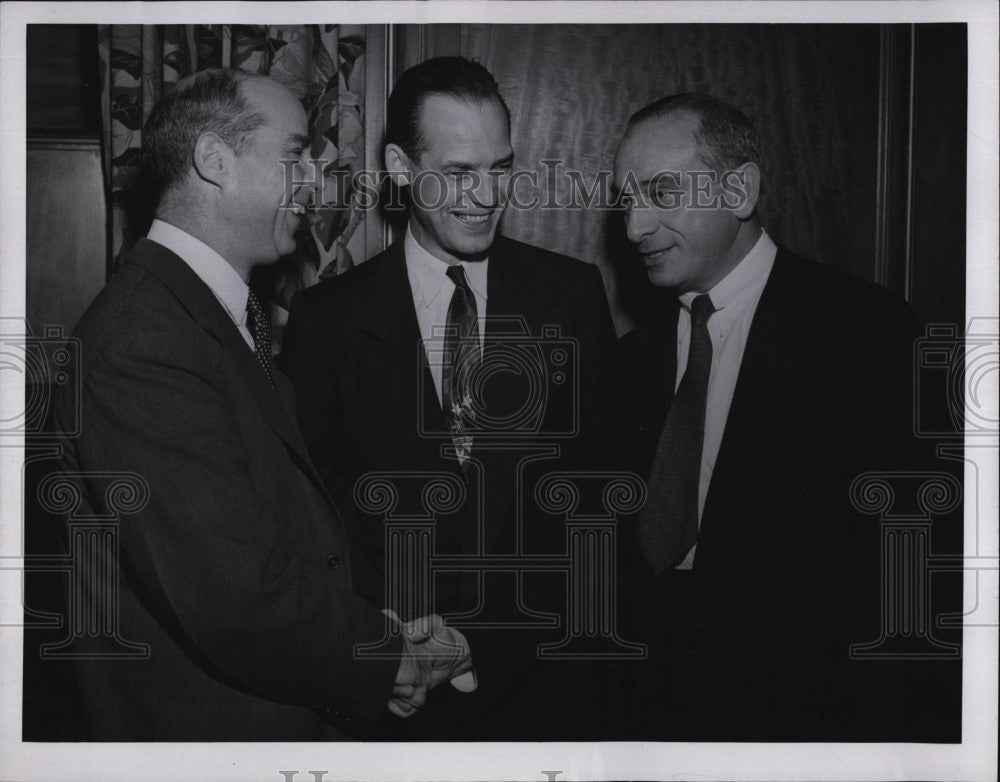 1952 Press Photo Morris Schapiro,R Burgin &amp; S Dimmock Bankers - Historic Images