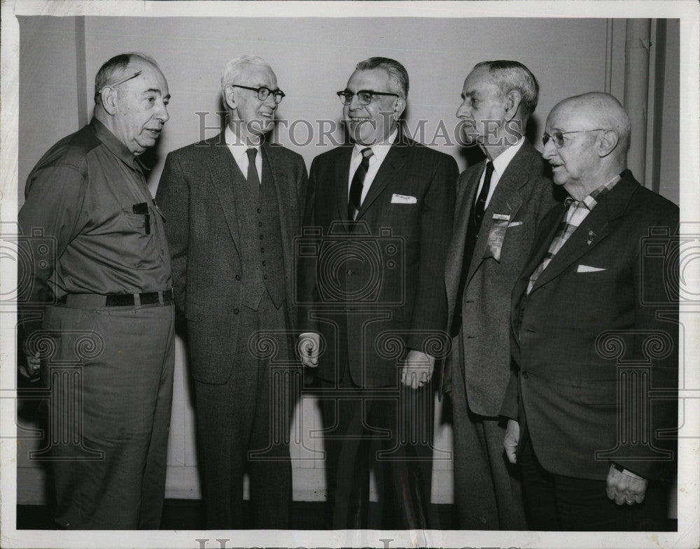 Press Photo Members of the Retired Men&#39;s Club of Cambridge, Boston - Historic Images