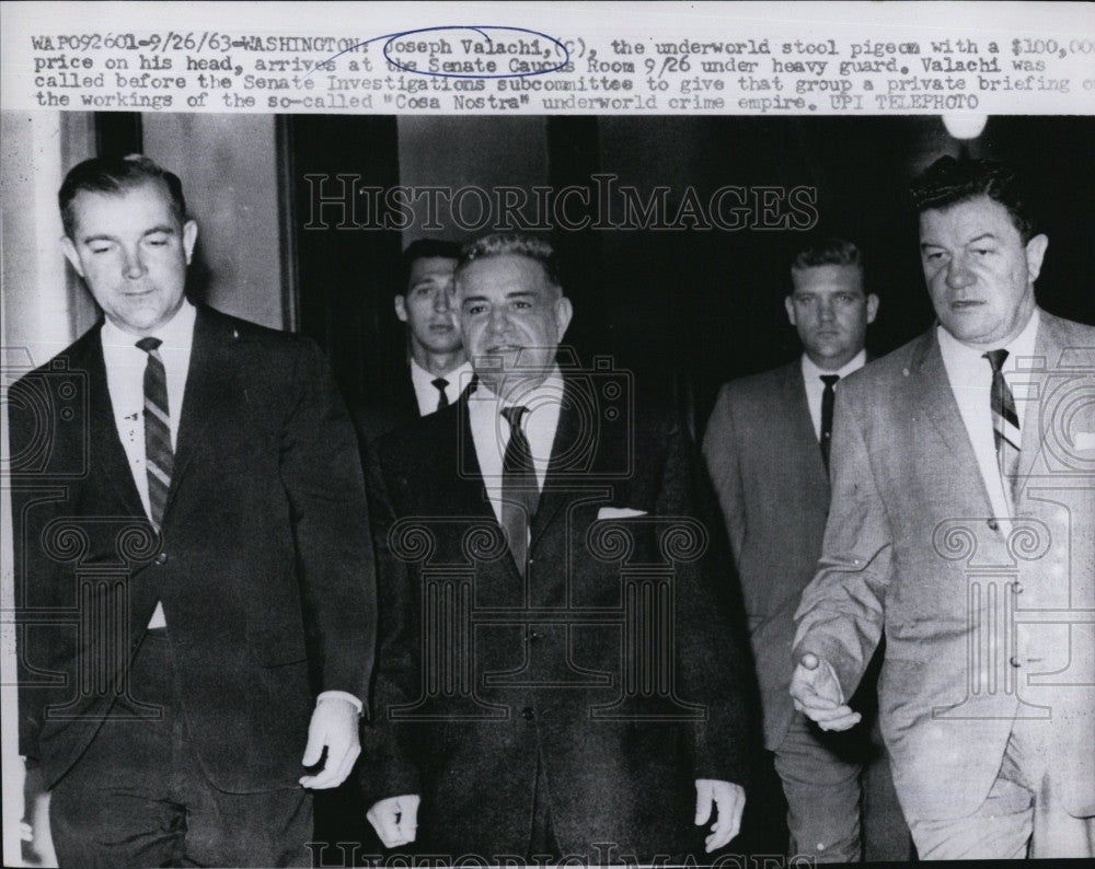 1963 Press Photo Underworld informant Joseph Valachi at Senate Investigation - Historic Images