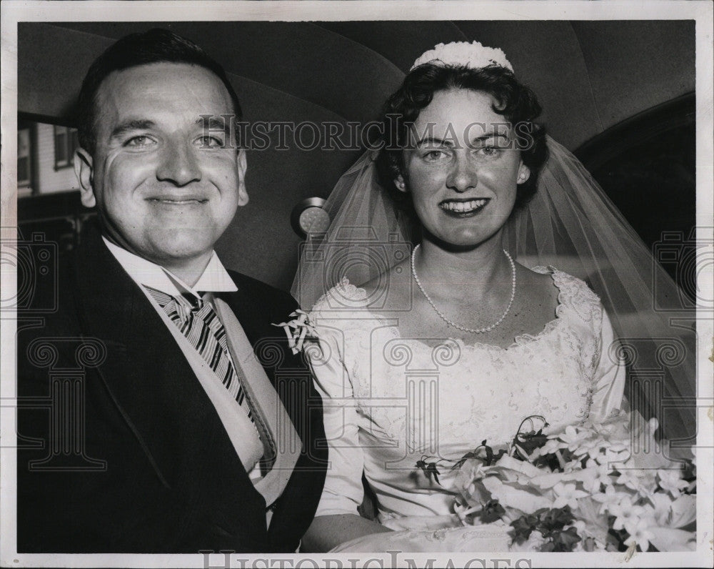 1958 Press Photo Attorney Donald McAuliffe Joan Carroll Wedding - Historic Images