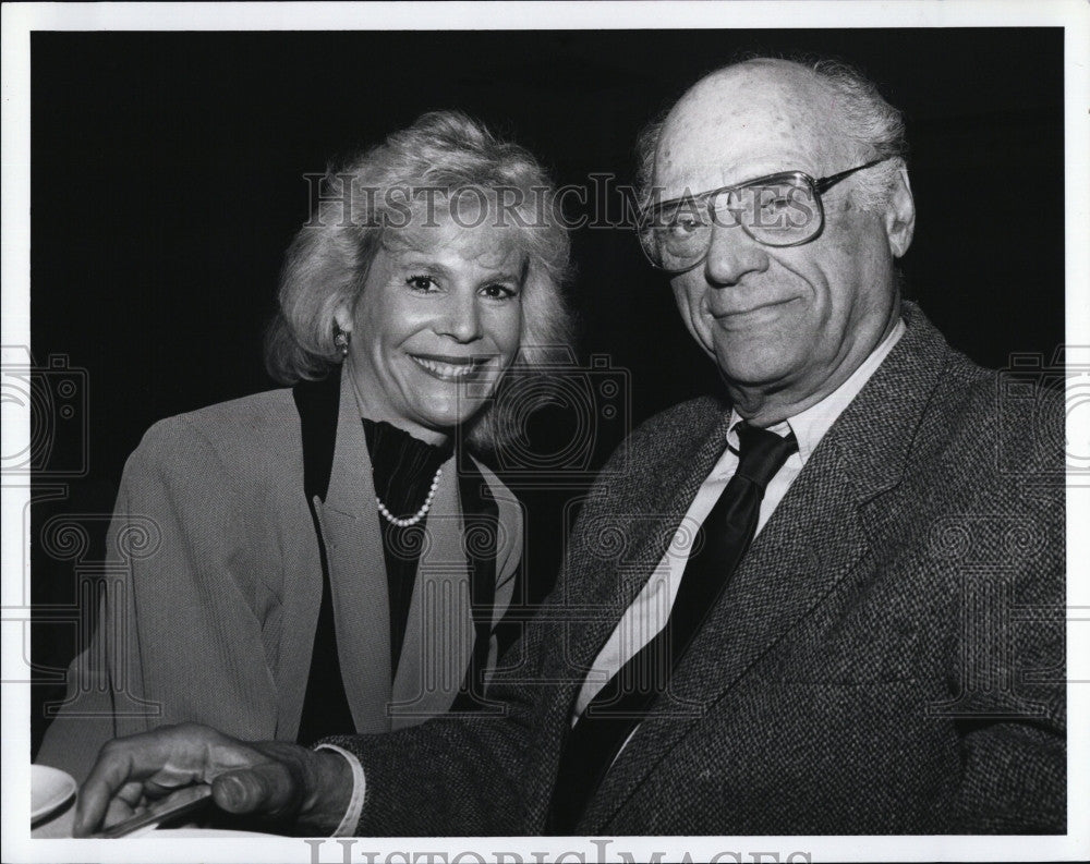 1996 Press Photo Spring Sirkin Producer Arthur Miller Playwright New York - Historic Images