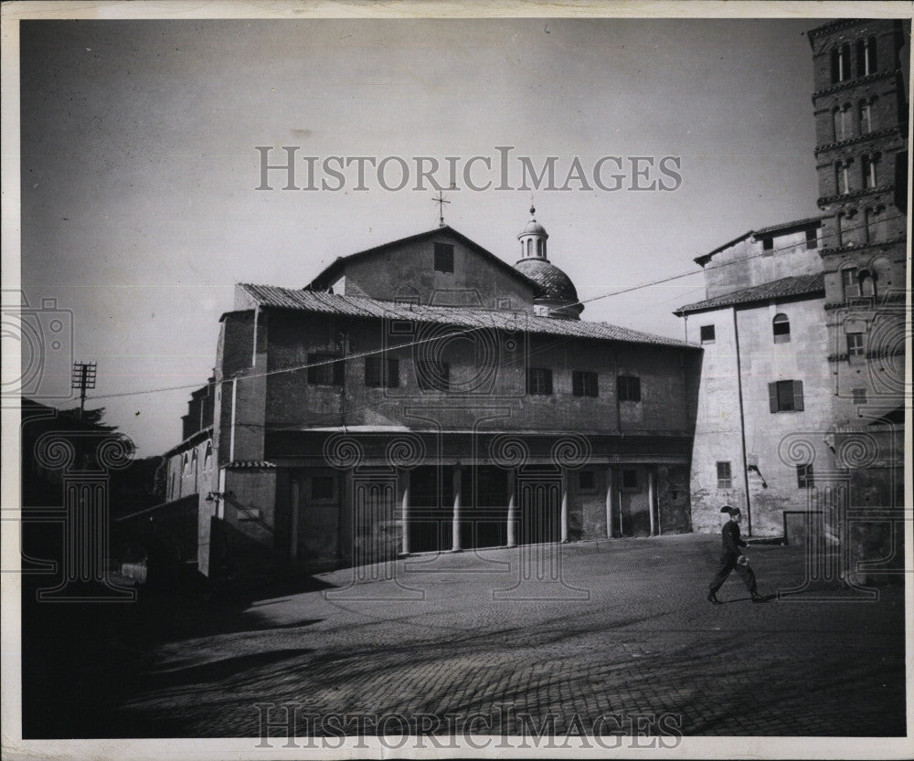 1946 Press Photo historic Church of John and Paul on Coelian Hill in Rome - Historic Images