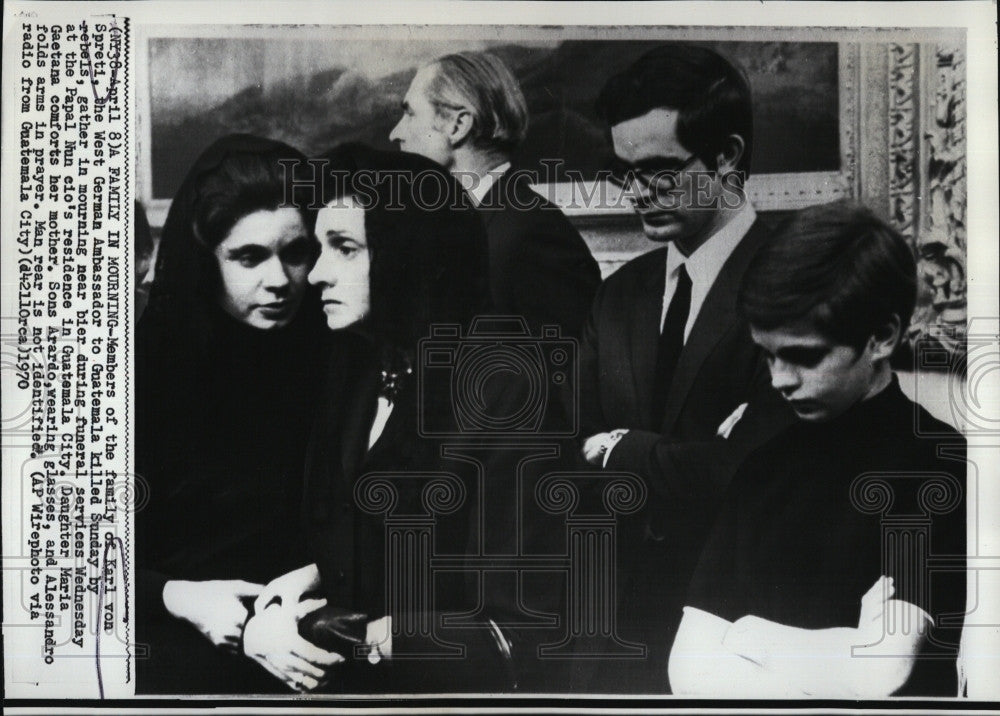 1970 Press Photo Karl Von Spreti West German Ambassador Guatemala Killed Funeral - Historic Images