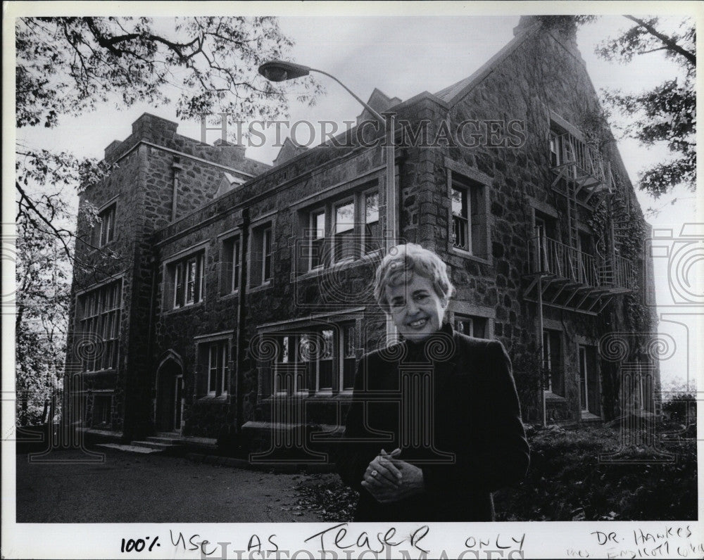 Press Photo President Dr. Carol A. Hawkes Of Endicott College In Beverly, MA - Historic Images