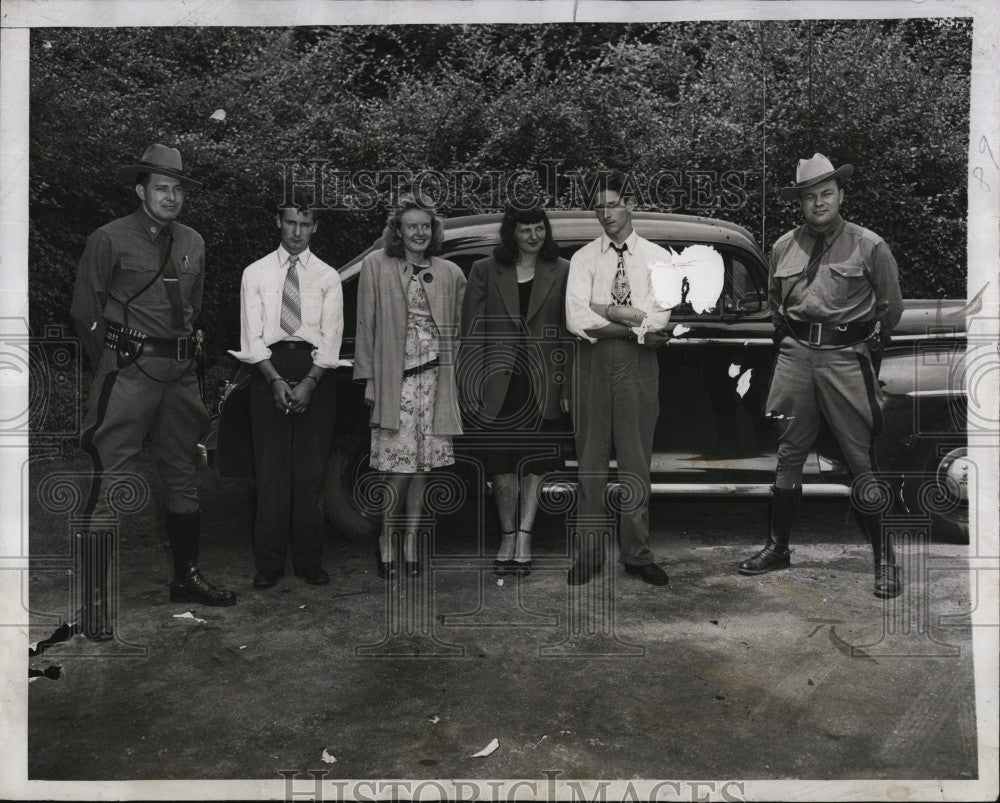 1947 Press Photo Teenage Criminals Hazlett Abcock Pole Bercse Troopers Davis - Historic Images