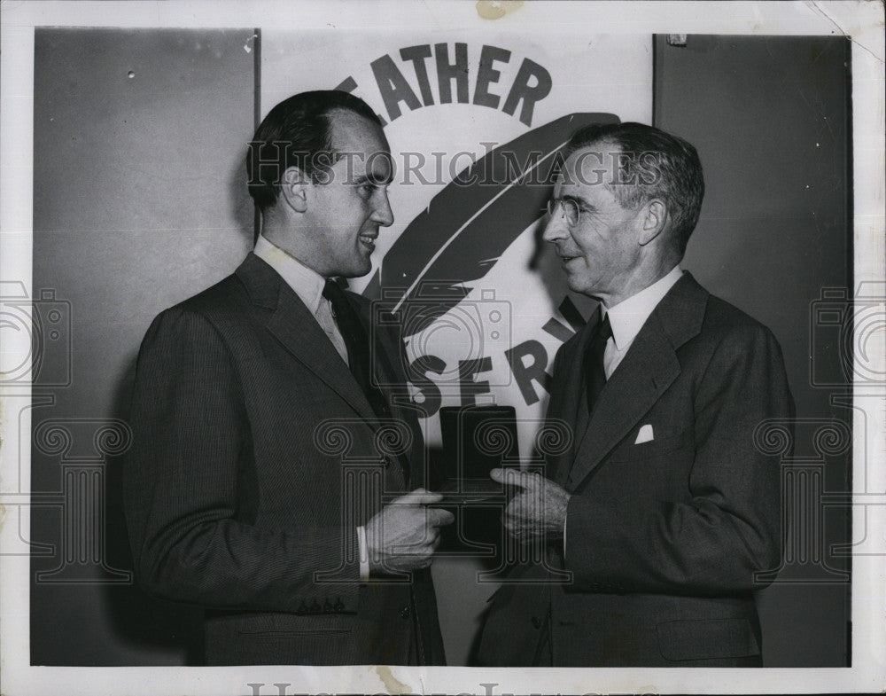 1949 Press Photo National Red Feather Award Winner H. J. Heinz II Edward Ryerson - Historic Images