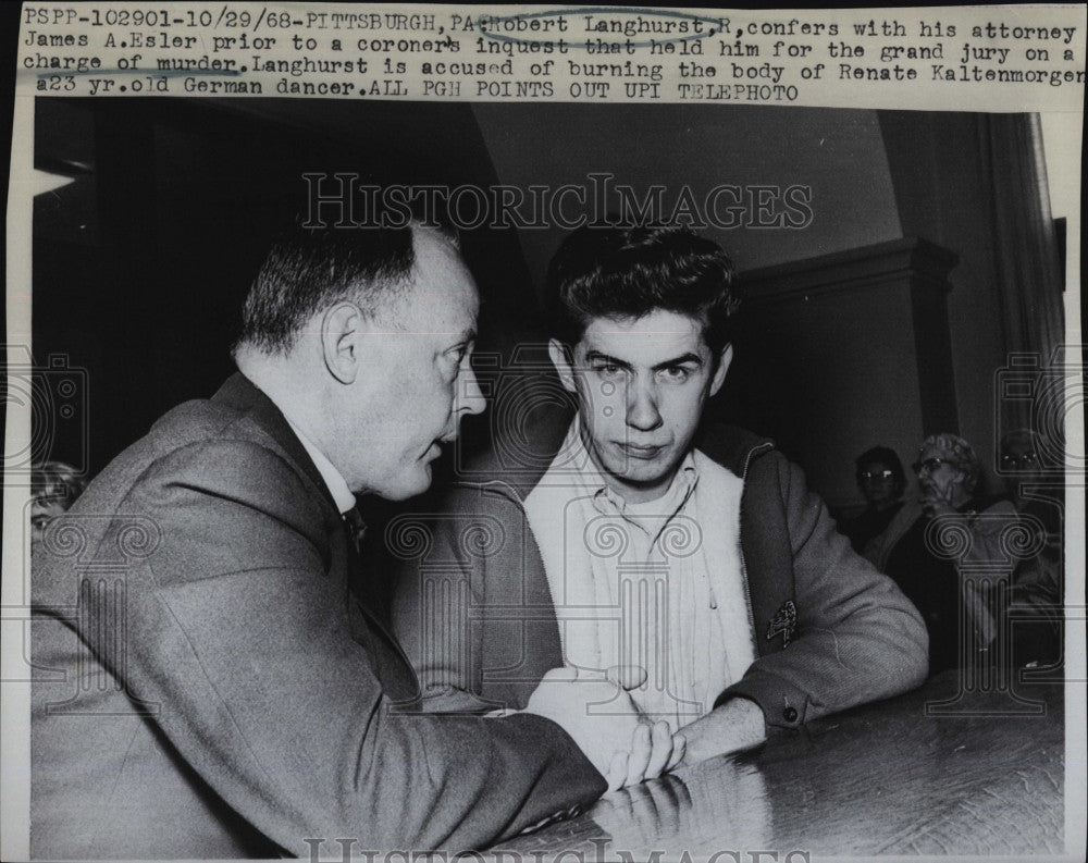 1968 Press Photo Robert Langhurst &amp; Attorney James A. Esler During Murder Trial - Historic Images