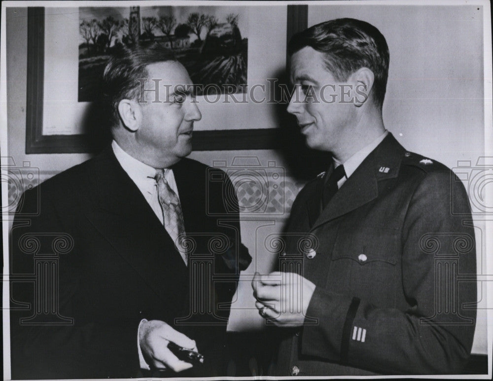 1951 Press Photo Brig. Gen. James McCormack Jr Chairman Brien McMahon Washington - Historic Images