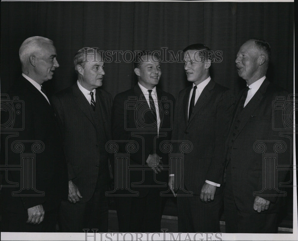 1966 Press Photo James Farr, Henry Rogerson, Laurens MacLure, Vappi in Meeting - Historic Images