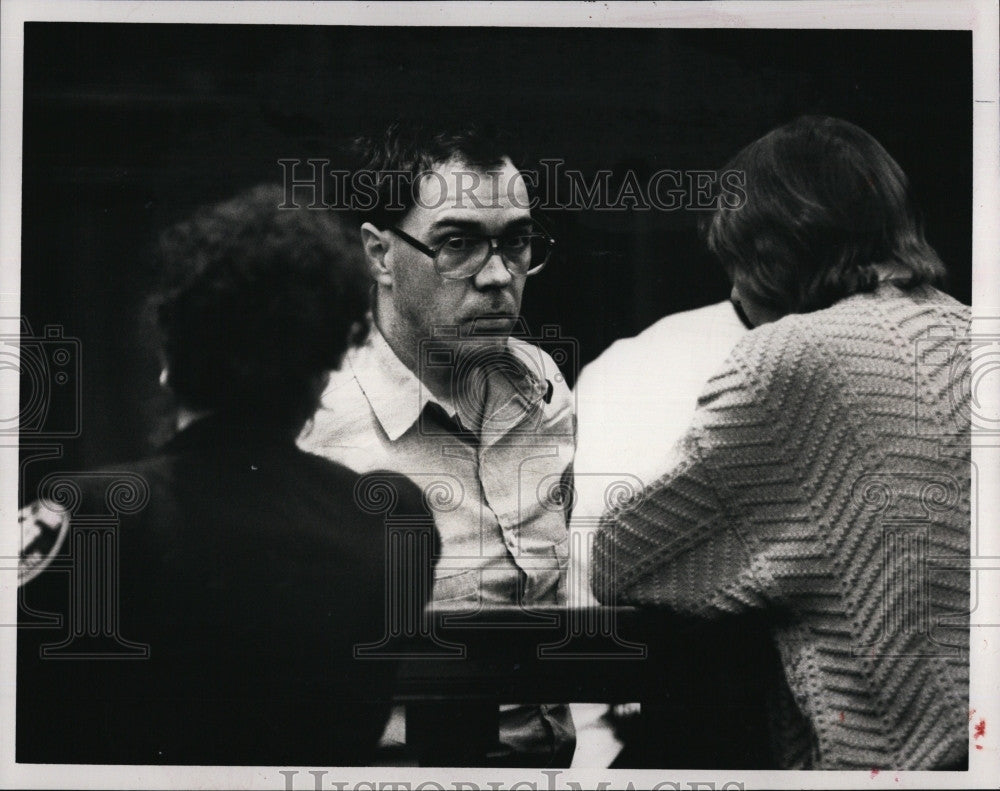 1992 Press Photo George Farnsworth in District Court for Murder - Historic Images