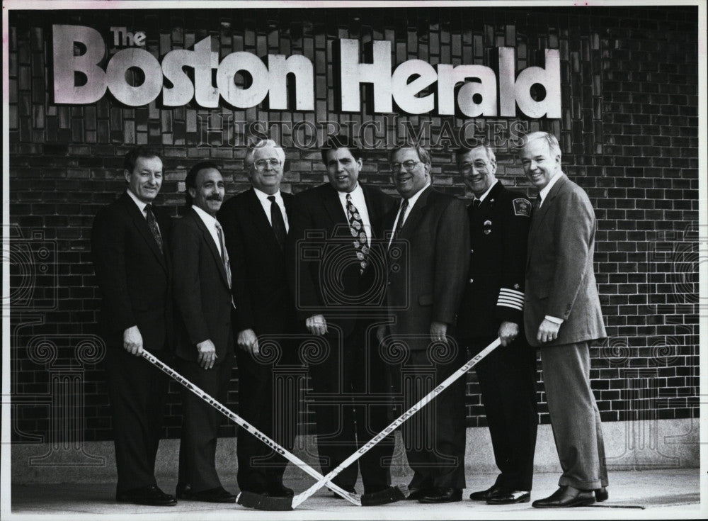 Press Photo Pat Purcell and Boston Herald notables - Historic Images