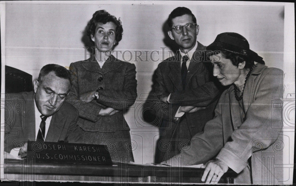 1956 Press Photo Powell Sedition Trial Commissioner Joseph Karesh Attorney - Historic Images