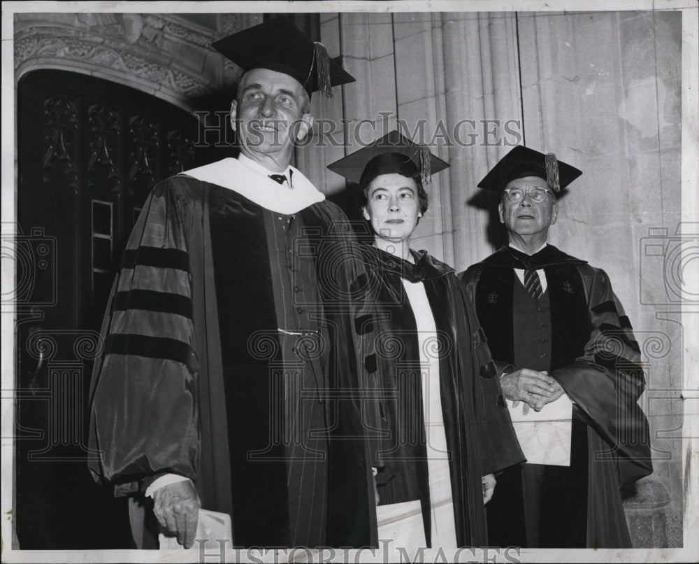 1957 Press Photo Wellesley College Commencement Speaker Edward Weeks - Historic Images