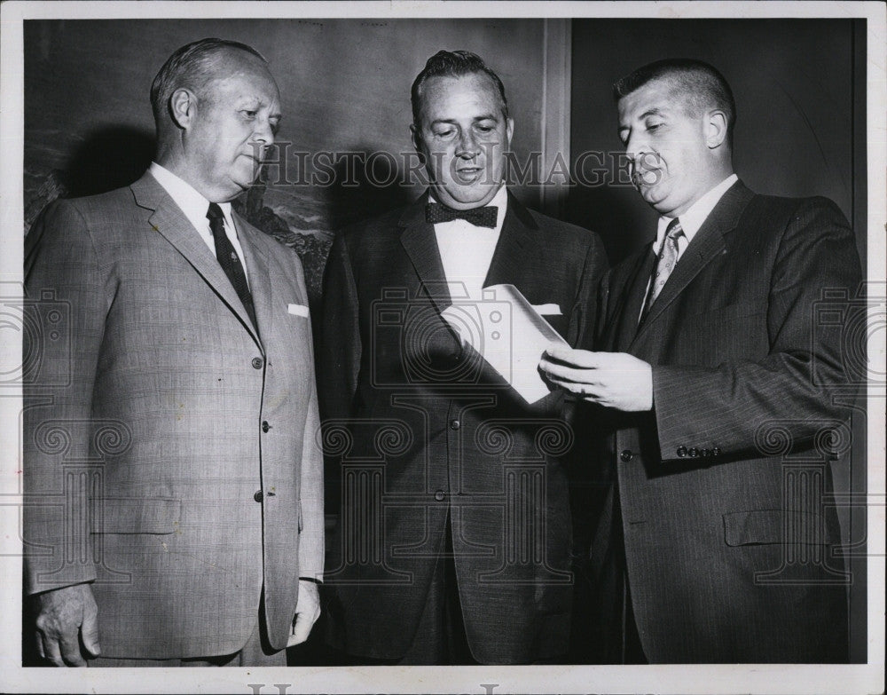 1959 Press Photo Francis J. Hennessy, Leo J. Sullivan, Hal Clancy - Historic Images