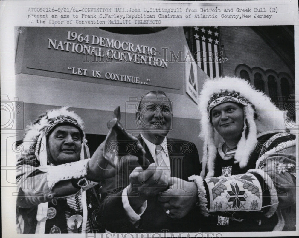 1964 Press Photo John Sittingbull &amp; Green Bull present an axe to Frank Farley - Historic Images