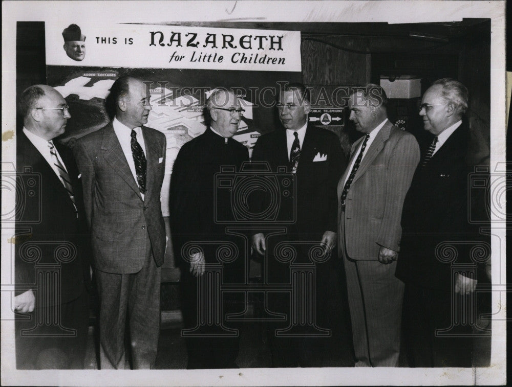 1952 Press Photo Mike Hedia, Harold Walsh, Msgr. Dalton at dinner at Caritas - Historic Images