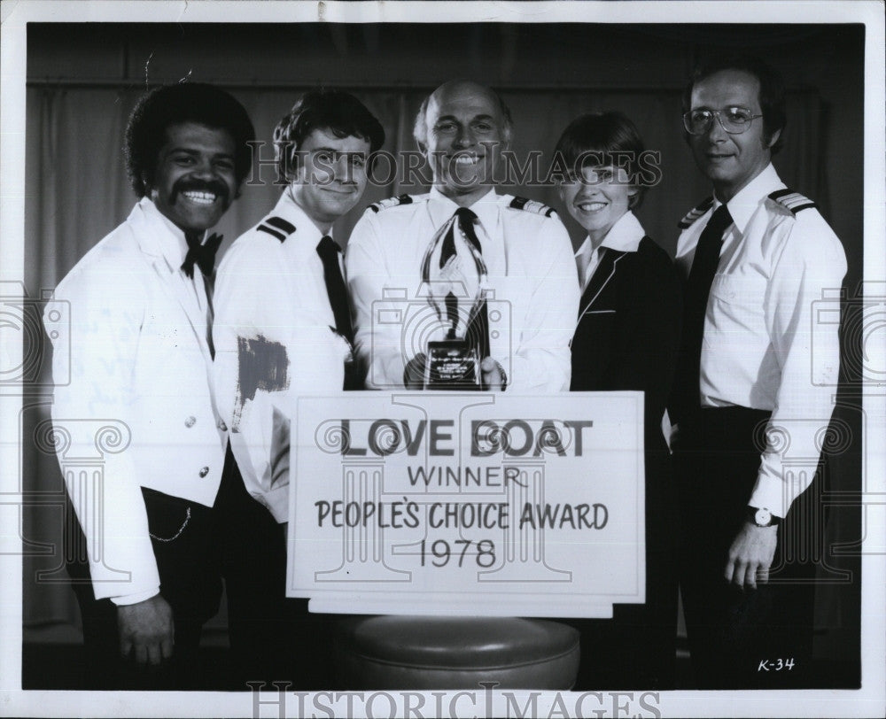 1978 Press Photo Ted Lange in &quot;Love Boat&quot; Winner People&#39;s Choice Award 1978 - Historic Images