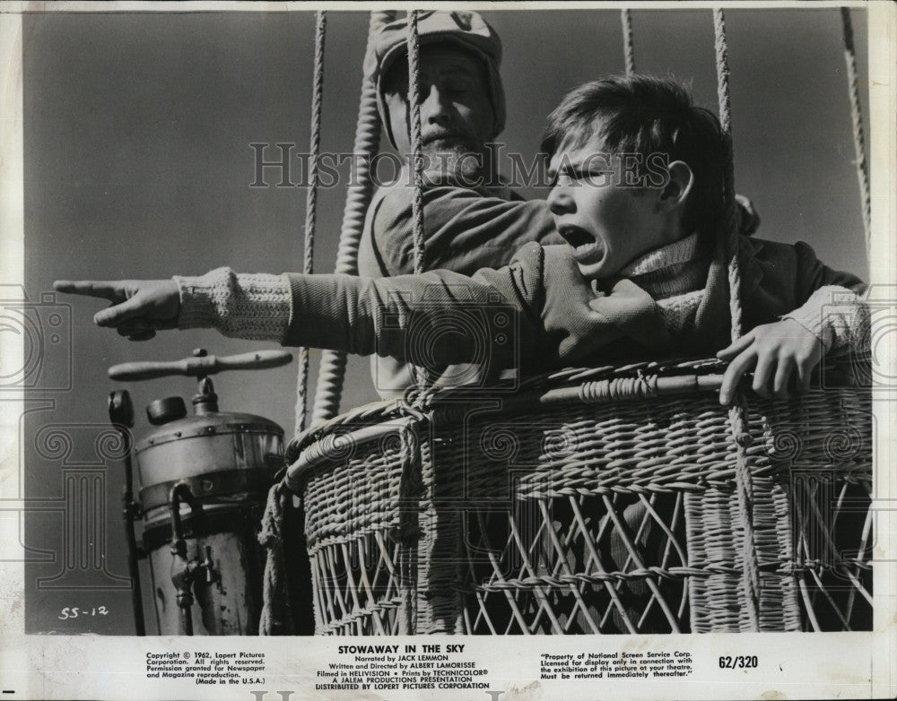 1962 Press Photo &quot;Stowaway in the Sky&quot; written &amp; directed by Albert Lamorisse - Historic Images