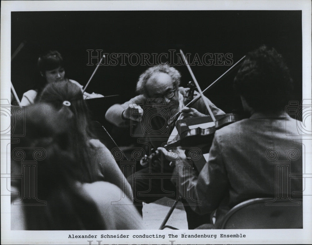 Press Photo Alexander Schneider - Historic Images