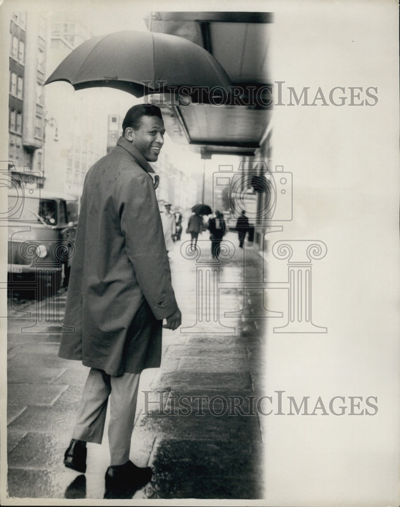 1962 Boxer Sugar Ray Robinson In London For Terry Downes Fight - Historic Images