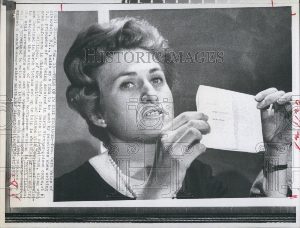 1970 Press Photo Cora Weiss Chairman Liaison Families of Servicemen Vietnam - Historic Images