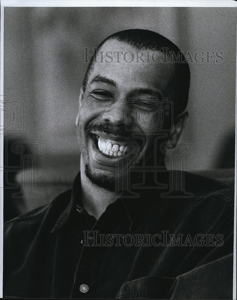 1997 Press Photo Marvin Mitchell freed from prison by DNA evidence after 8 yrs - Historic Images