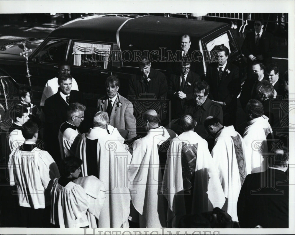 1994 Press Photo O&#39;Neill Memorial At St. John Evangilist Church In Cambridge - Historic Images