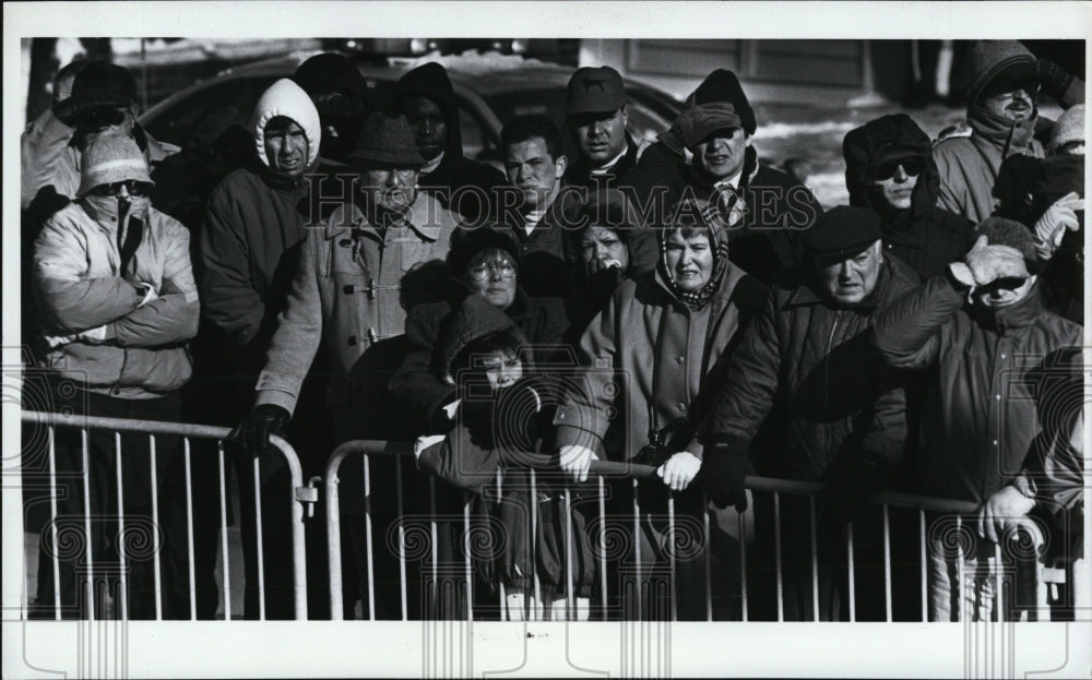 1994 Press Photo Thomas O'Neill Memorial At St. John Evangilist Church - Historic Images