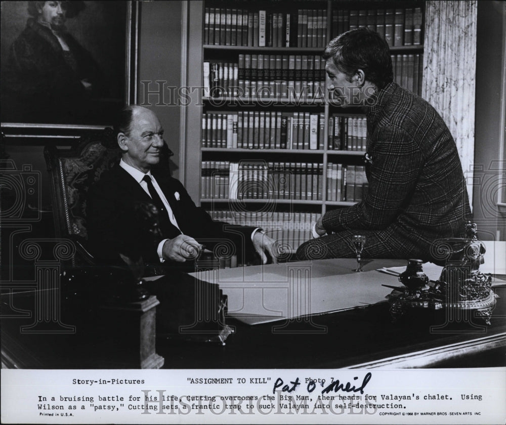 1969 Press Photo Actor Patrick O'Neal In "Assignment To Kill" - RSM00233 - Historic Images