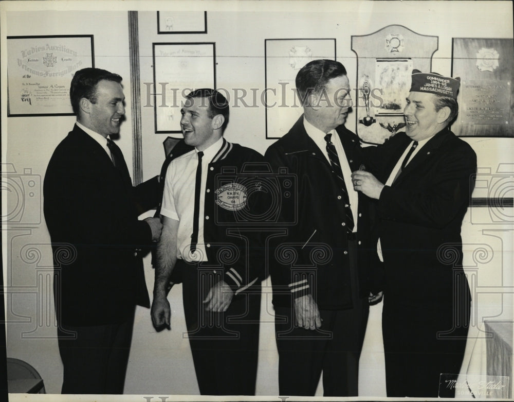 1965 Press Photo Dr. David O&#39;Brien &amp; Post Commander Richard Mangan At VFW - Historic Images