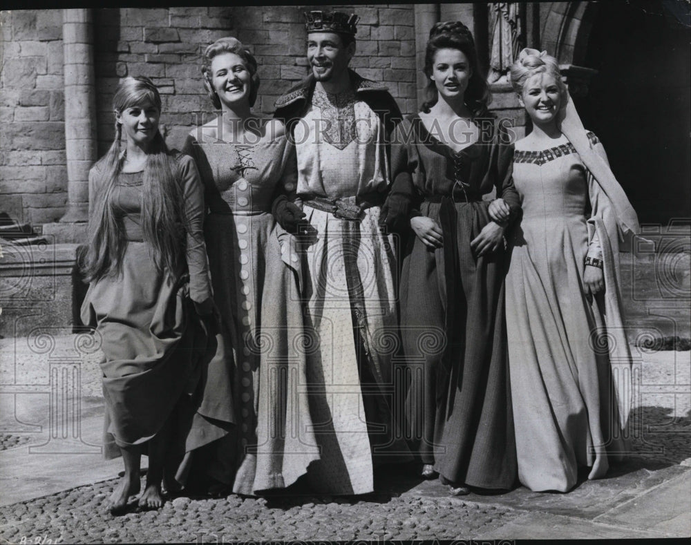 Press Photo  Actor Peter O&#39;Tool  movie star as King Henry II Becket - Historic Images