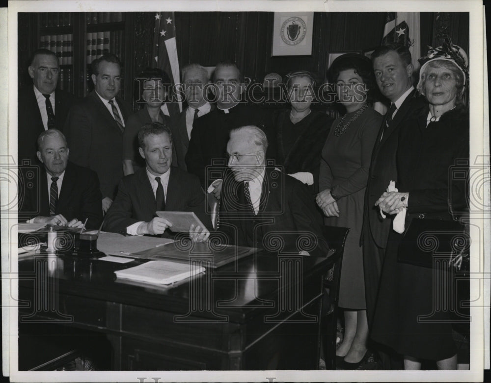 1961 Press Photo State Com. R. Donnellan, Rep. P. Cloherty, Mrs. I. Lyons - Historic Images