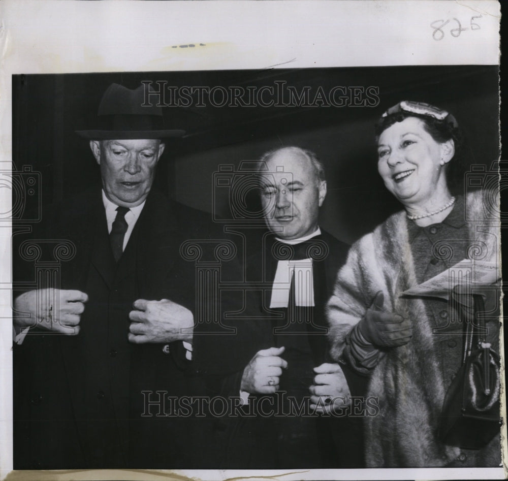 1957 Press Photo President &amp; Mrs Eisenhower &amp; Rev Edward L.R. Elson - RSM00531 - Historic Images