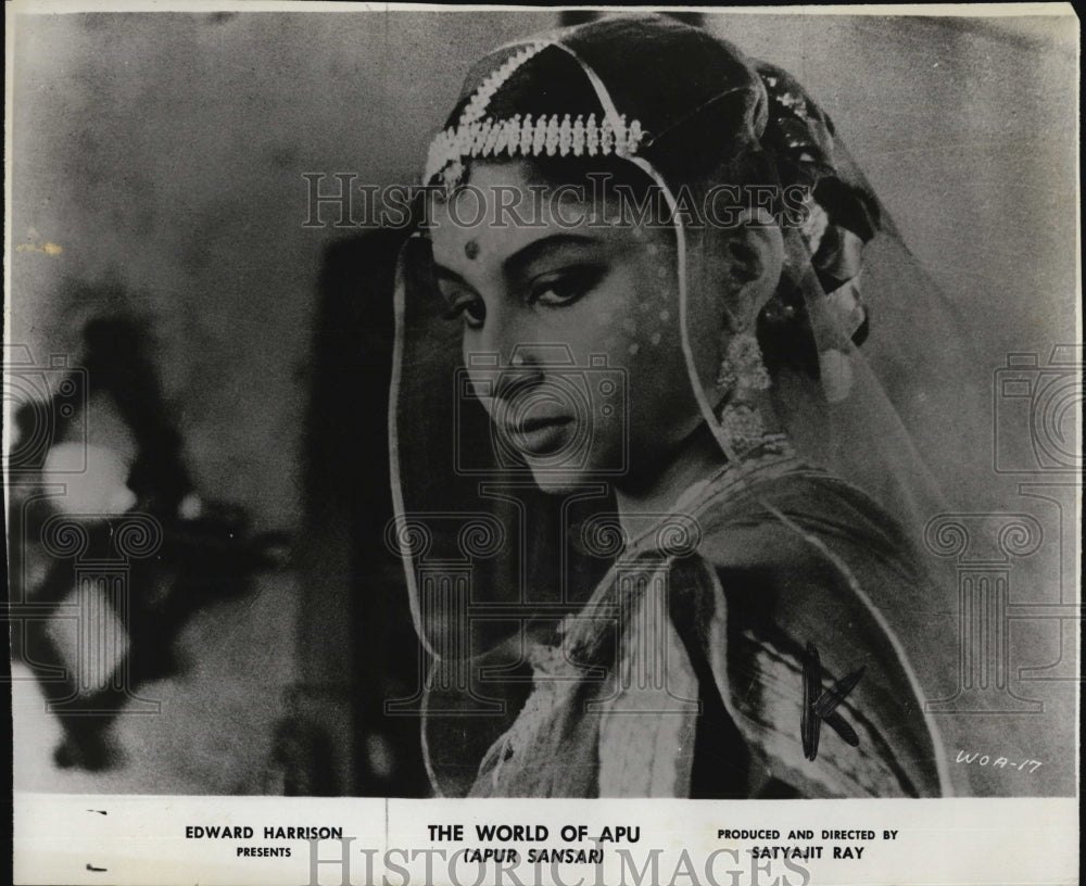 1961 Press Photo Sarmilla Tagore stars in "The World of Apu" - RSM00679 - Historic Images