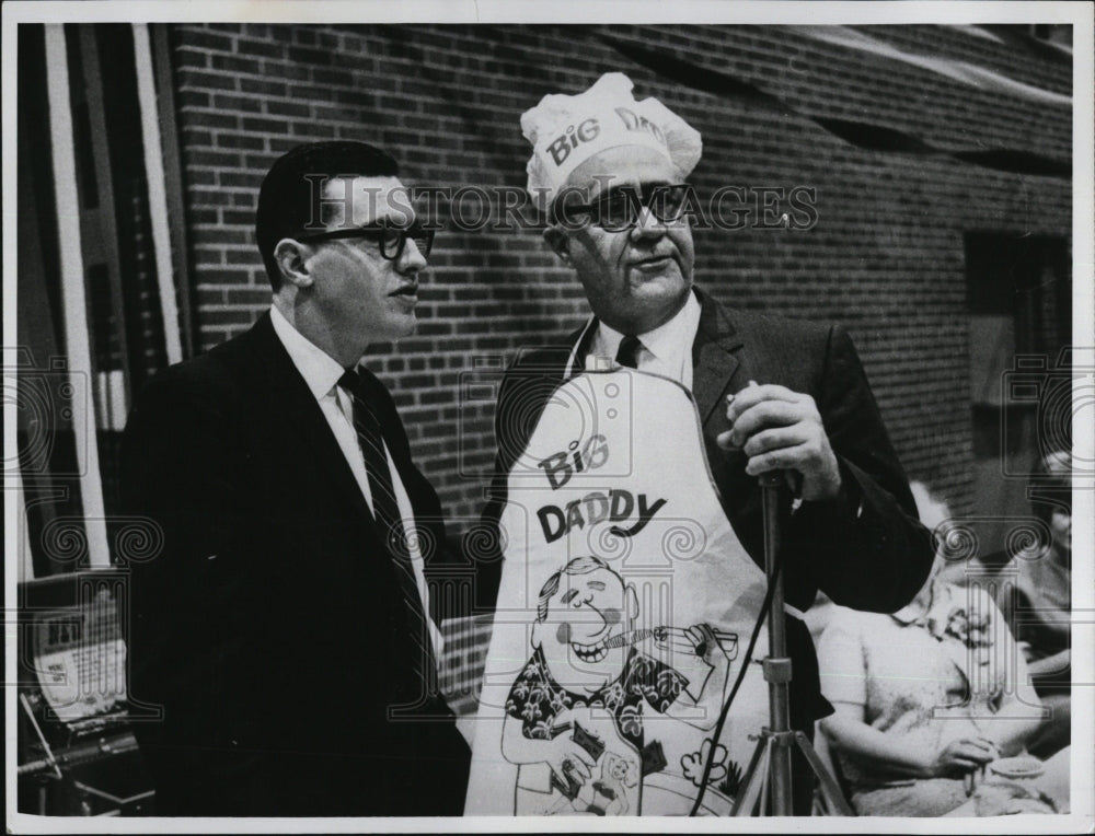 1965 Neb. Lt Gov Philip Sorenson, Gov Frank Morrison - Historic Images